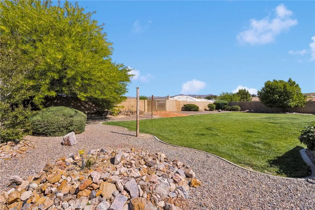 Additional image 107 of 26743 Leather Ln, Helendale, CA 92342