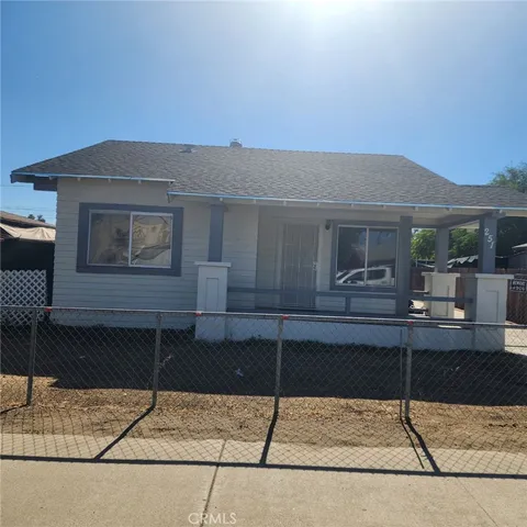 251 W 4th Street, Perris, CA 92570 - MLS#: MB25040004