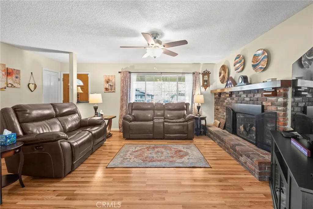 Additional image 5 of 705 Elm St, Tehachapi, CA 93561