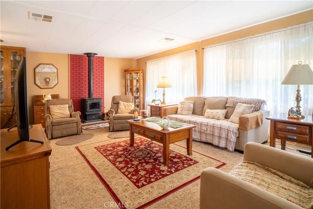 Additional image 9 of 19611 Reeds Creek Rd, Red Bluff, CA 96080