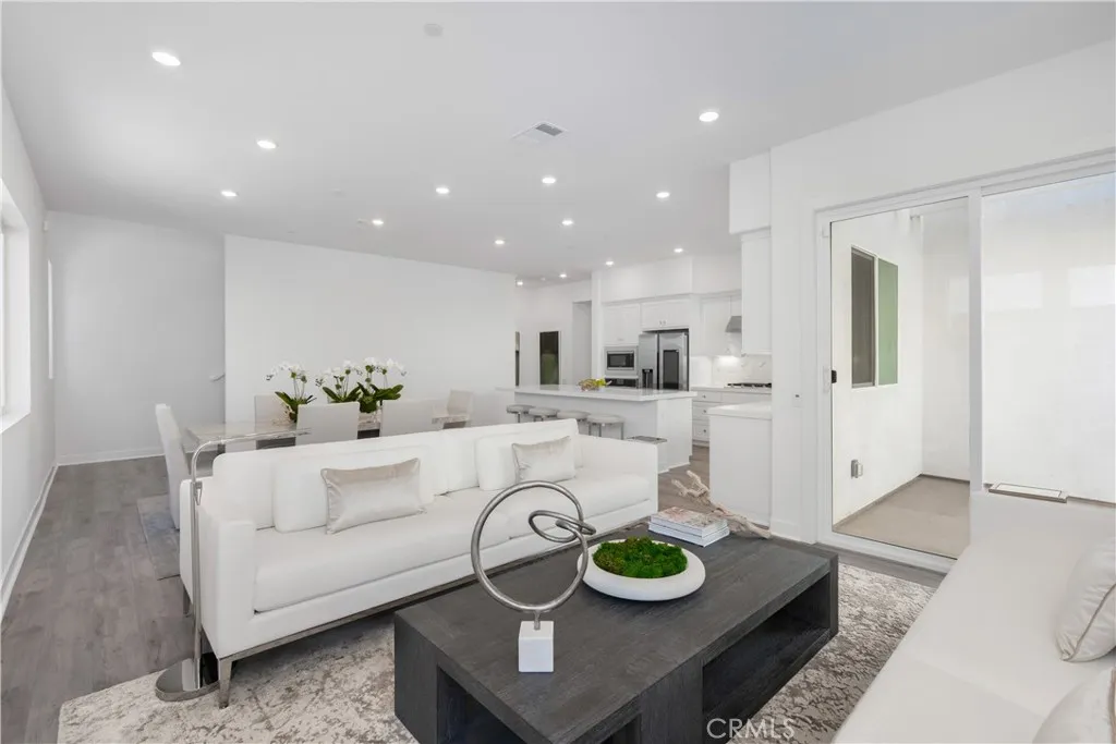 Additional image 4 of 27225 Cranmore Way Unit 101, Valencia, CA 91381