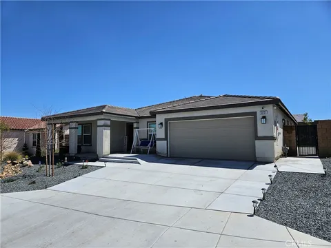 13721 Carver Court, Victorville, CA 92392 - MLS#: PW24081534