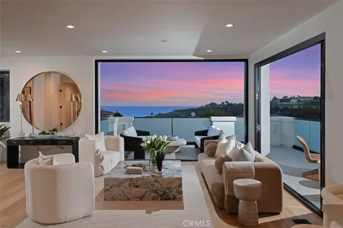 4 Sunset Cove Cv, Newport Coast, CA MLS: OC25096564