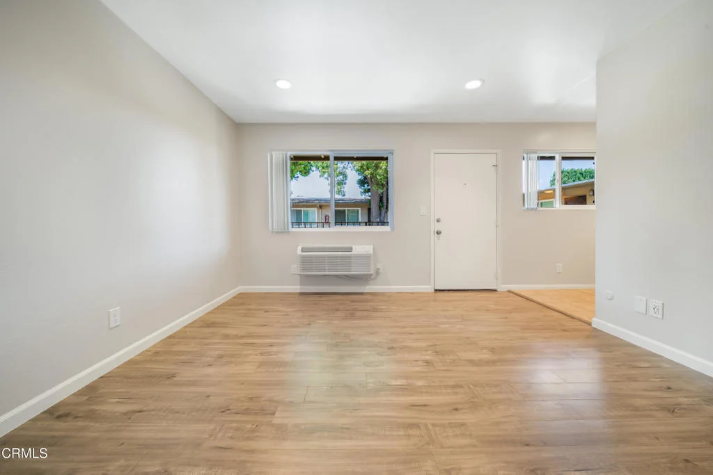 761 E Orange Grove Boulevard Unit 12, Pasadena, CA 91104 photo 4