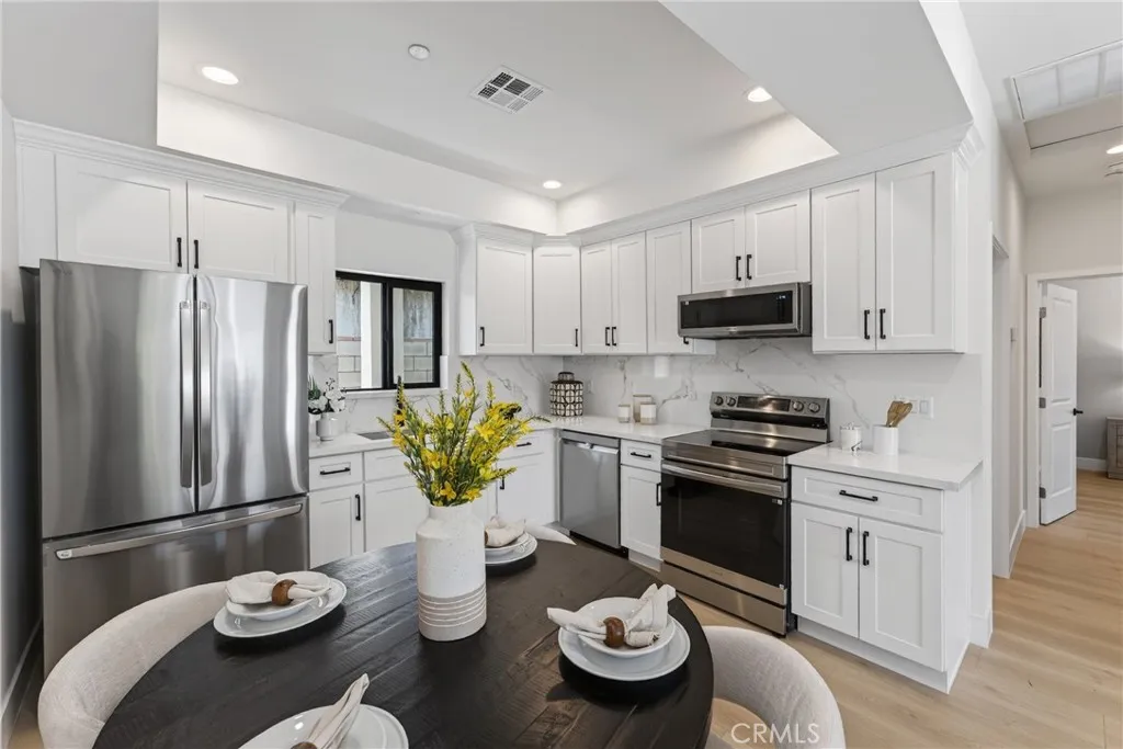 Additional image 74 of 141 S Roosevelt Avenue, Pasadena, CA 91107