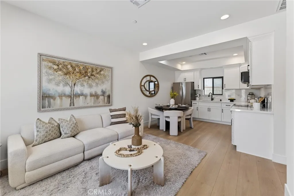 Additional image 72 of 141 S Roosevelt Avenue, Pasadena, CA 91107