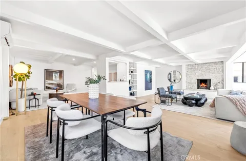 11912 Gorham Avenue Unit 2, Los Angeles, CA MLS: PW24070268
