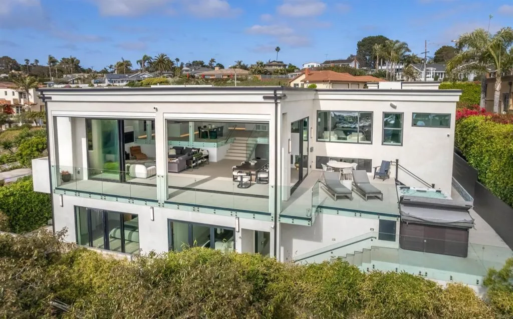 141 S Granados Avenue, Solana Beach, CA 92075