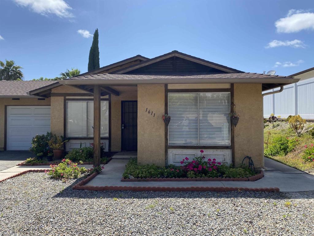 1611 Peacock Boulevard, Oceanside, CA 92056 - MLS#: NDP2303492
