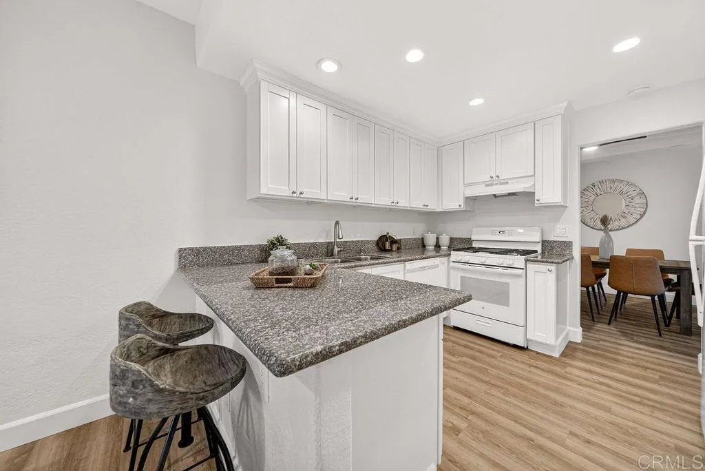Additional image 46 of 3404 Cameo Drive Unit 2, Oceanside, CA 92056