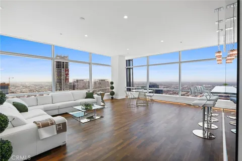 900 W Olympic Boulevard Blvd Unit 42A, Los Angeles, CA MLS: PW24071723