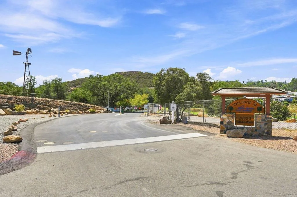 28890 Lilac Road Unit Spc 172, Valley Center, CA 92082