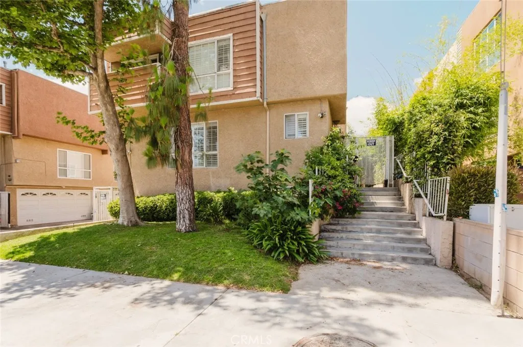 Additional image 6 of 7319 Hazeltine Avenue Unit 4, Van Nuys, CA 91405