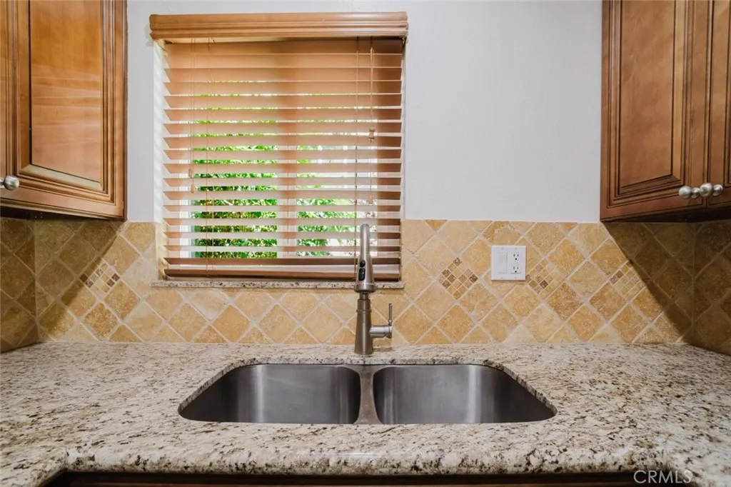 Additional image 60 of 7319 Hazeltine Avenue Unit 4, Van Nuys, CA 91405