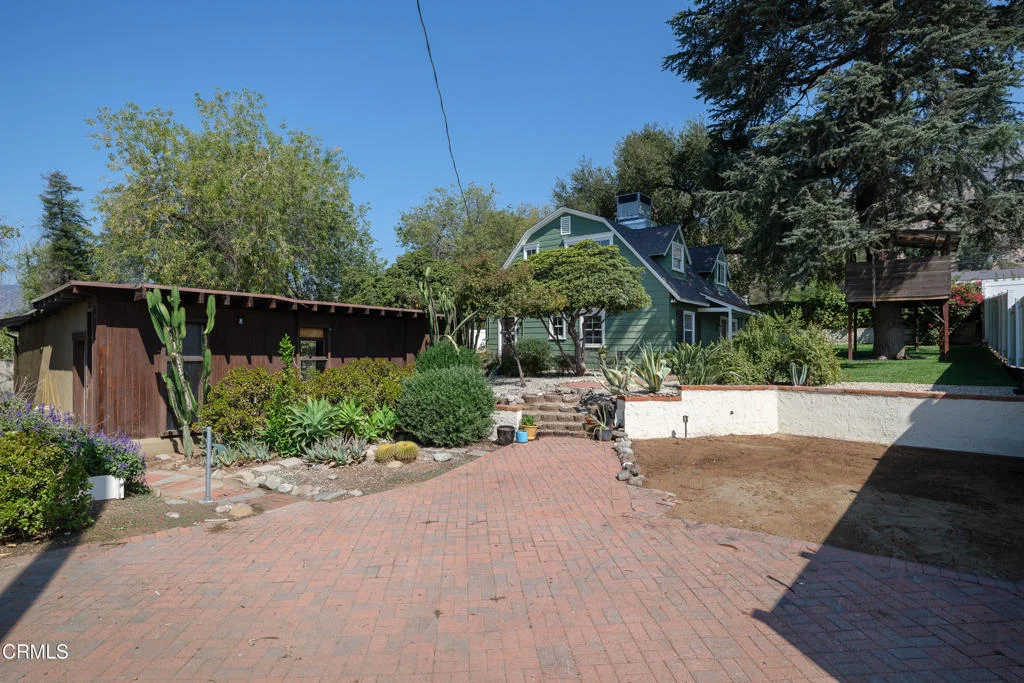 3269 Summit Avenue, Altadena, CA 91001