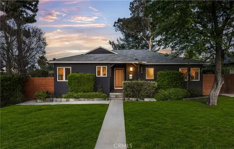 5944 Beckford Avenue, Tarzana, CA 91356 - MLS#: SR25077045