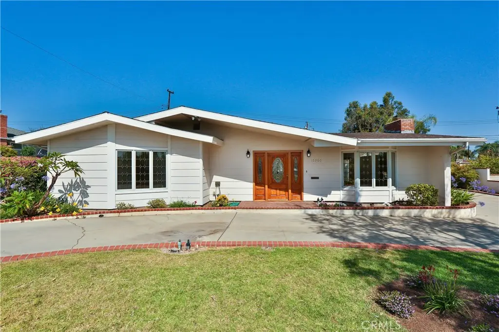15960 El Soneto Drive, Whittier, CA 90603