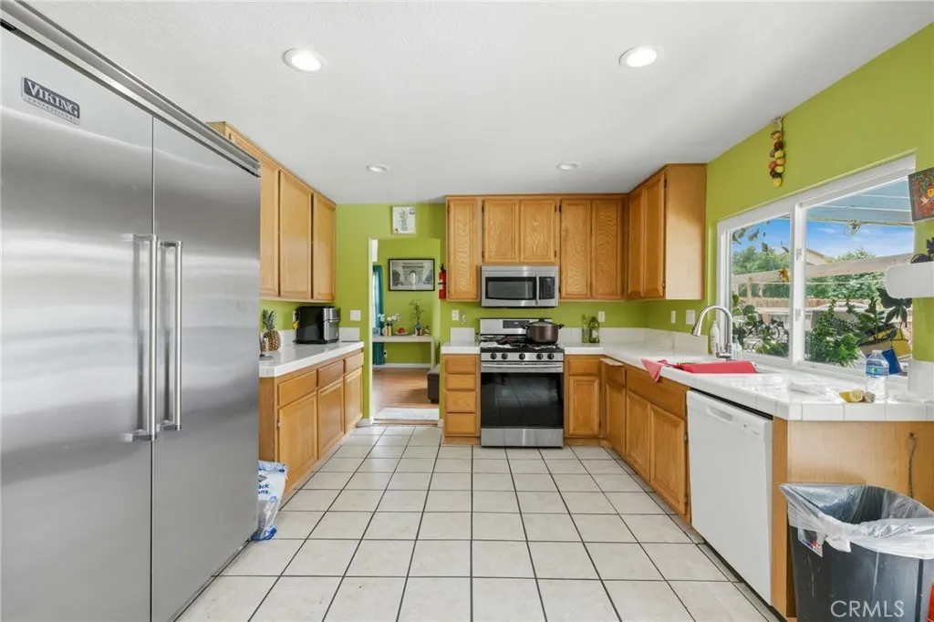 Additional image 60 of 14459 Bailey Ct, Victorville, CA 92394