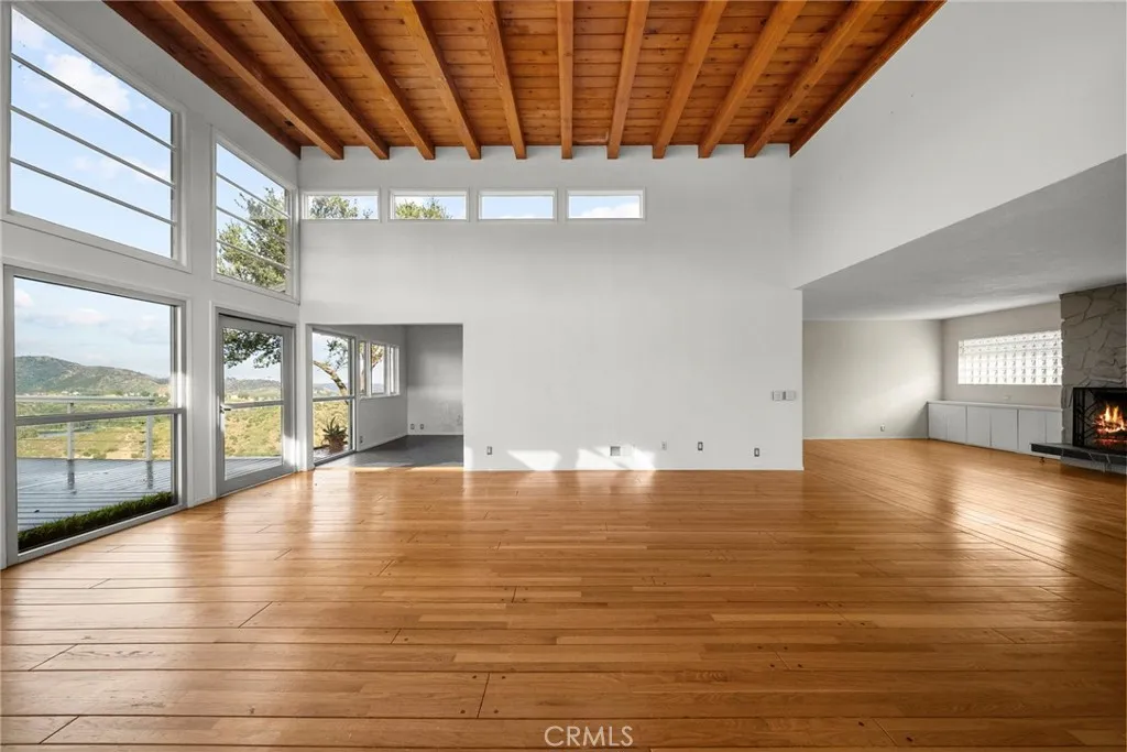 Additional image 76 of 7027 Macapa Dr, Los Angeles, CA 90068