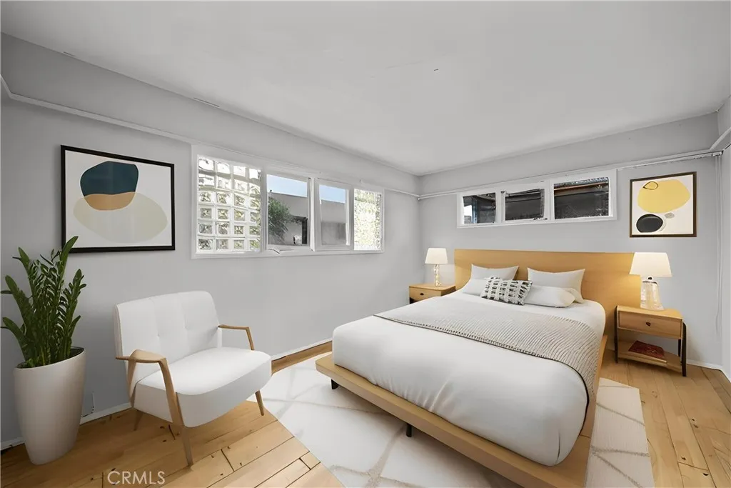 Additional image 102 of 7027 Macapa Dr, Los Angeles, CA 90068