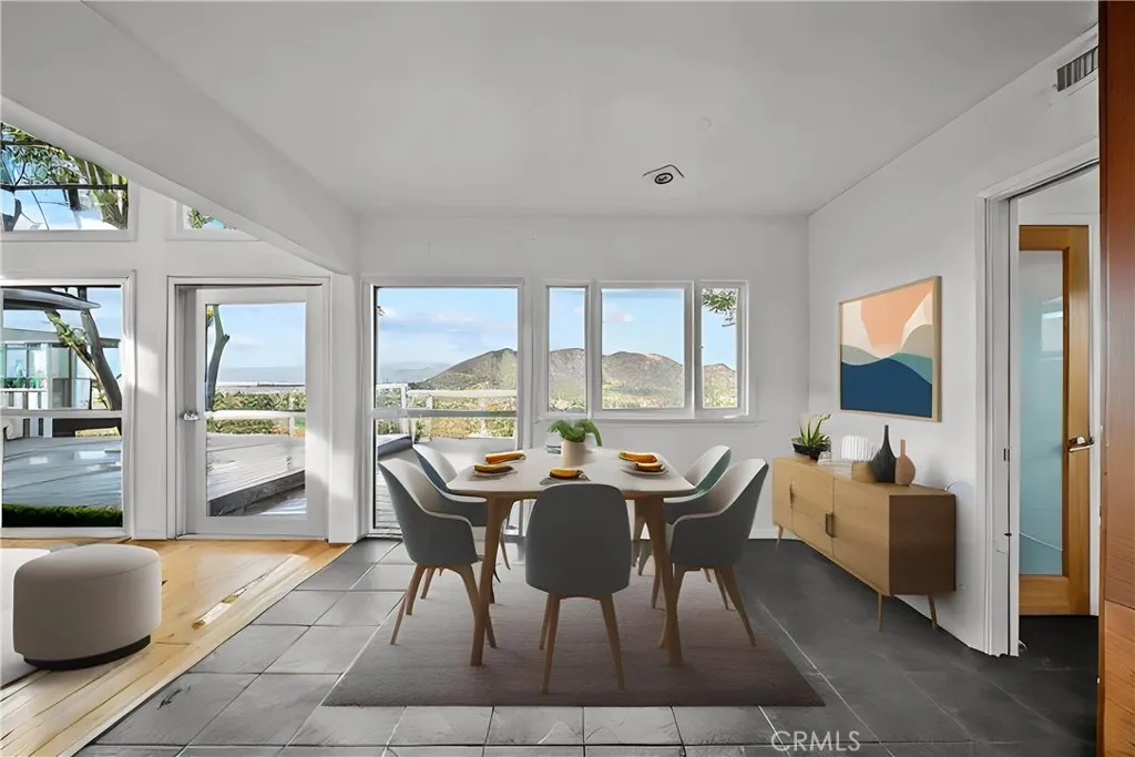 Additional image 87 of 7027 Macapa Dr, Los Angeles, CA 90068