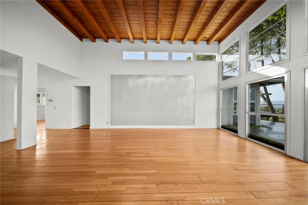 Additional image 92 of 7027 Macapa Dr, Los Angeles, CA 90068
