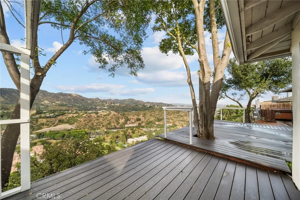 Additional image 64 of 7027 Macapa Dr, Los Angeles, CA 90068