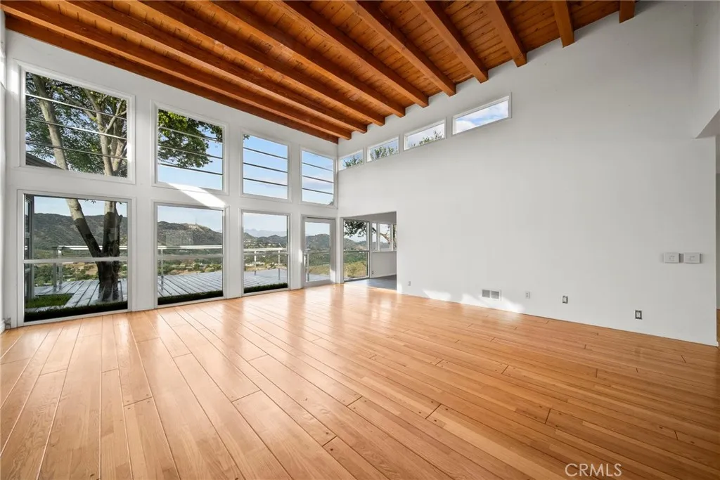 Additional image 74 of 7027 Macapa Dr, Los Angeles, CA 90068