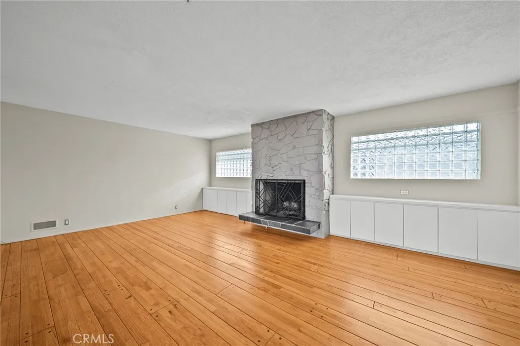 Additional image 81 of 7027 Macapa Dr, Los Angeles, CA 90068