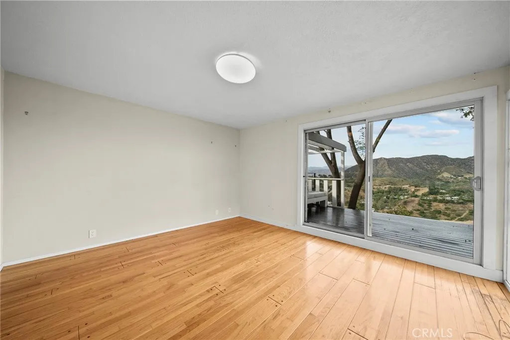 Additional image 93 of 7027 Macapa Dr, Los Angeles, CA 90068