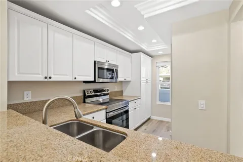70 Birchwood Lane, Aliso Viejo, CA MLS: OC25053662