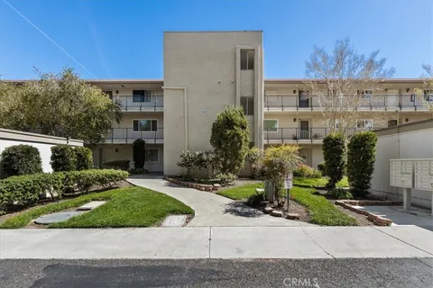 3337 Punta Alta Unit 2B, Laguna Woods, CA 92637 - MLS#: OC25048842