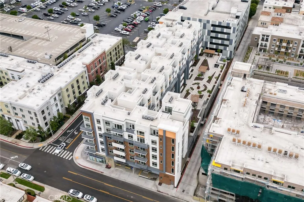 Additional image 90 of 168 S Monterey Street Unit 205, Alhambra, CA 91801