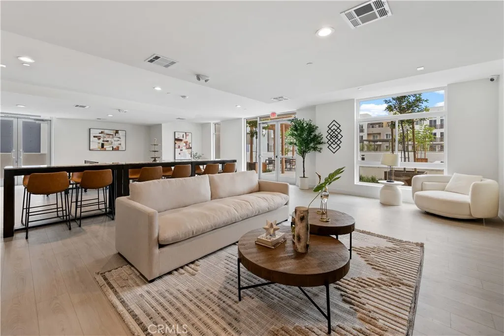 Additional image 77 of 168 S Monterey Street Unit 205, Alhambra, CA 91801