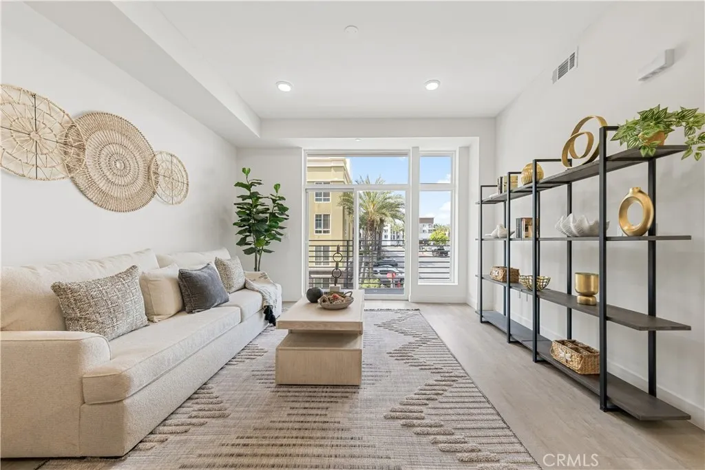 Additional image 53 of 168 S Monterey Street Unit 205, Alhambra, CA 91801