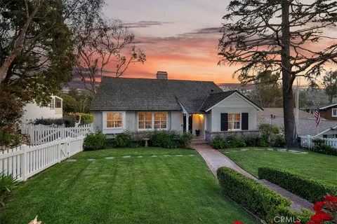 3220 Palos Verdes Drive North, Palos Verdes Estates, CA MLS: SB25084748