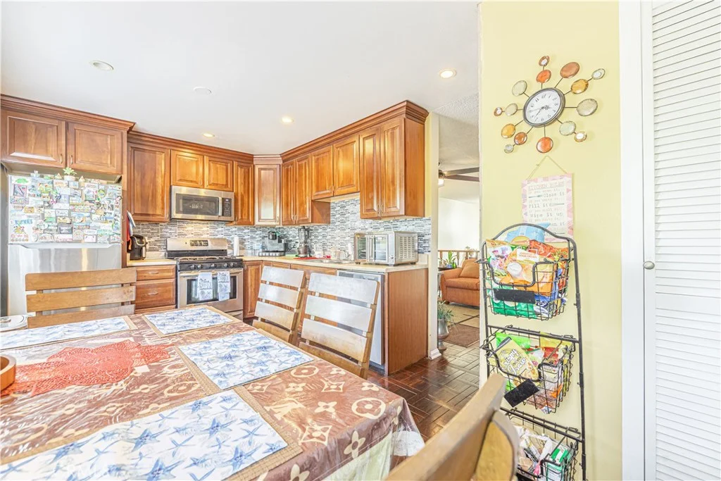 21901 Lassen Street Unit 155, Chatsworth, CA 91311