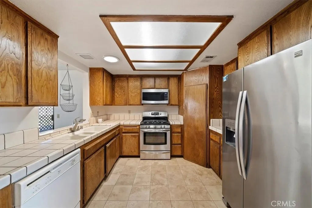 Additional image 60 of 13100 Rain Shadow Road, Victorville, CA 92395