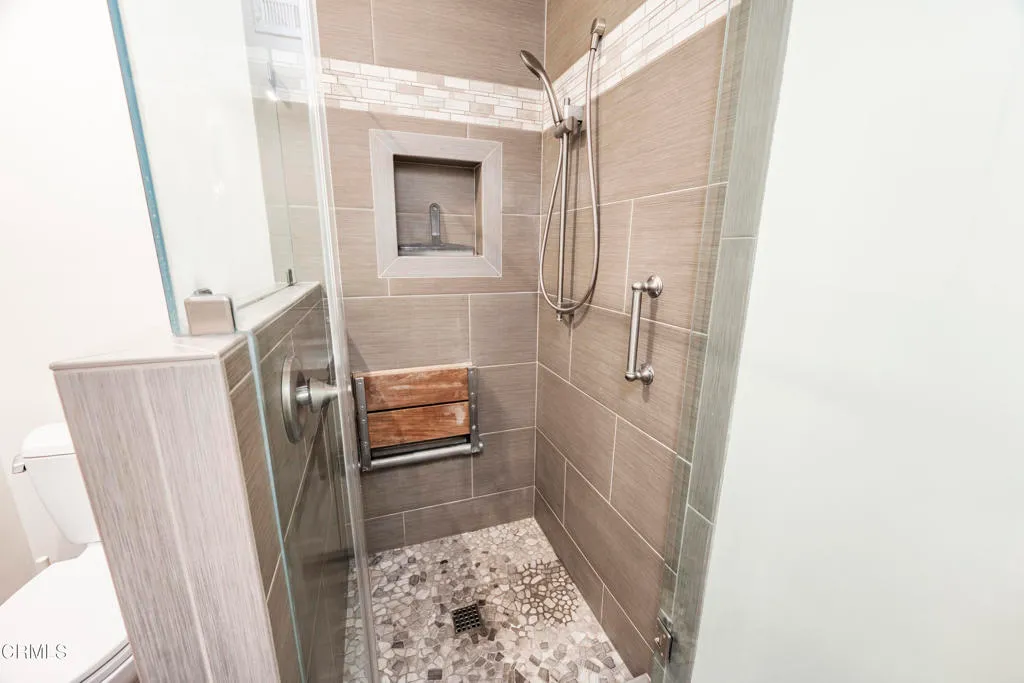 Additional image 32 of 105 N Almansor Street Unit 6, Alhambra, CA 91801