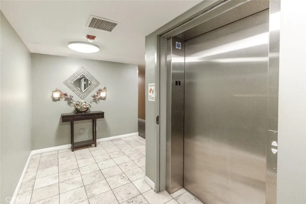 Additional image 26 of 11124 Burbank Boulevard Unit 101, North Hollywood, CA 91601