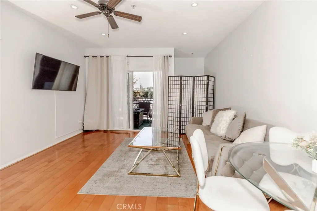 Additional image 35 of 11124 Burbank Boulevard Unit 101, North Hollywood, CA 91601