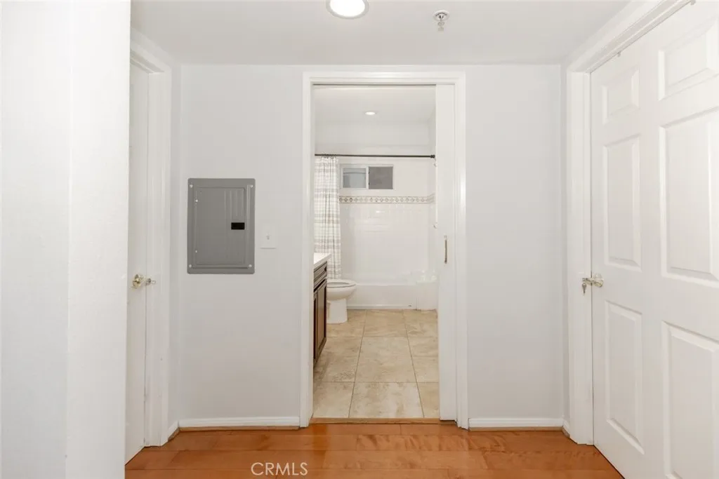 Additional image 16 of 11124 Burbank Boulevard Unit 101, North Hollywood, CA 91601