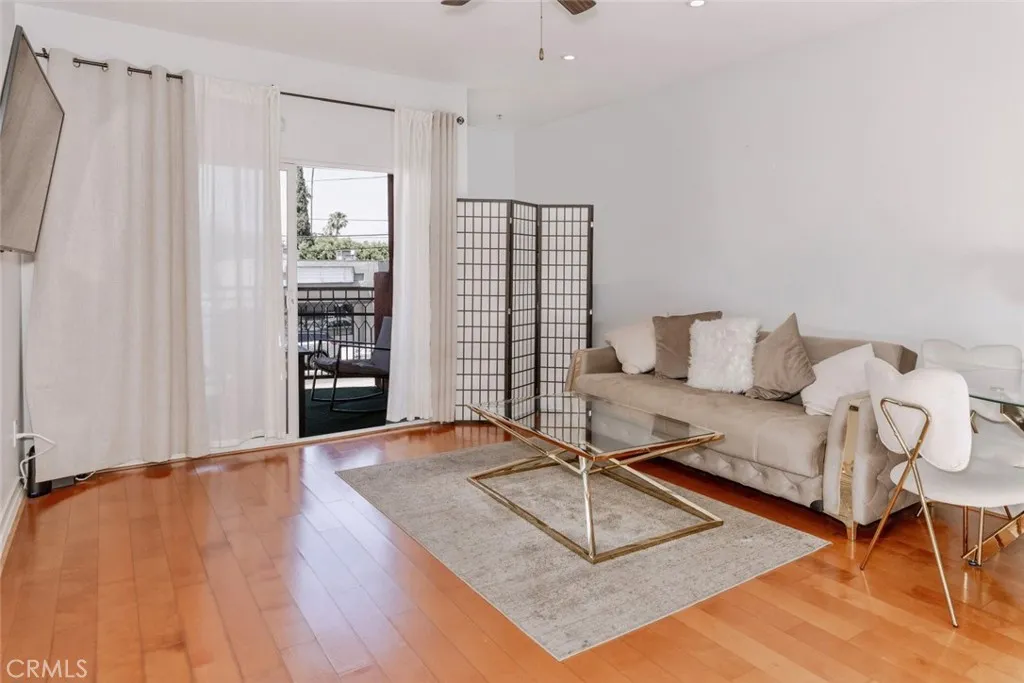 Additional image 9 of 11124 Burbank Boulevard Unit 101, North Hollywood, CA 91601