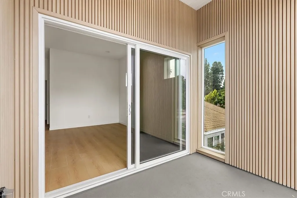 Additional image 74 of 642 E Fairview Boulevard Unit B, Inglewood, CA 90302