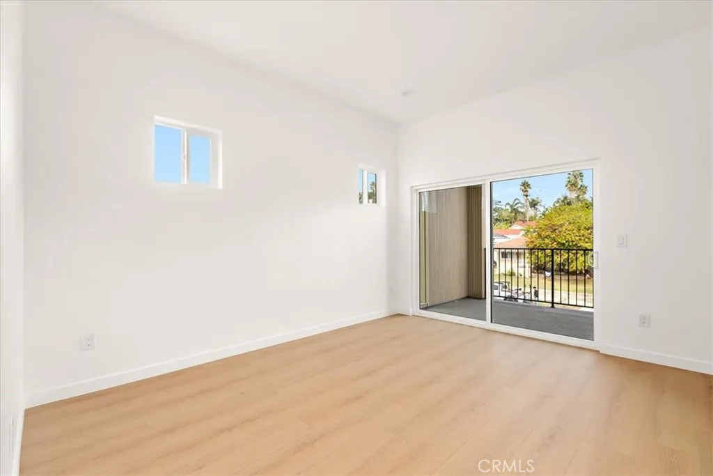 Additional image 75 of 642 E Fairview Boulevard Unit B, Inglewood, CA 90302