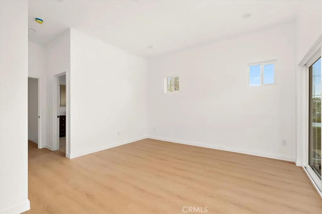 Additional image 32 of 642 E Fairview Boulevard Unit B, Inglewood, CA 90302