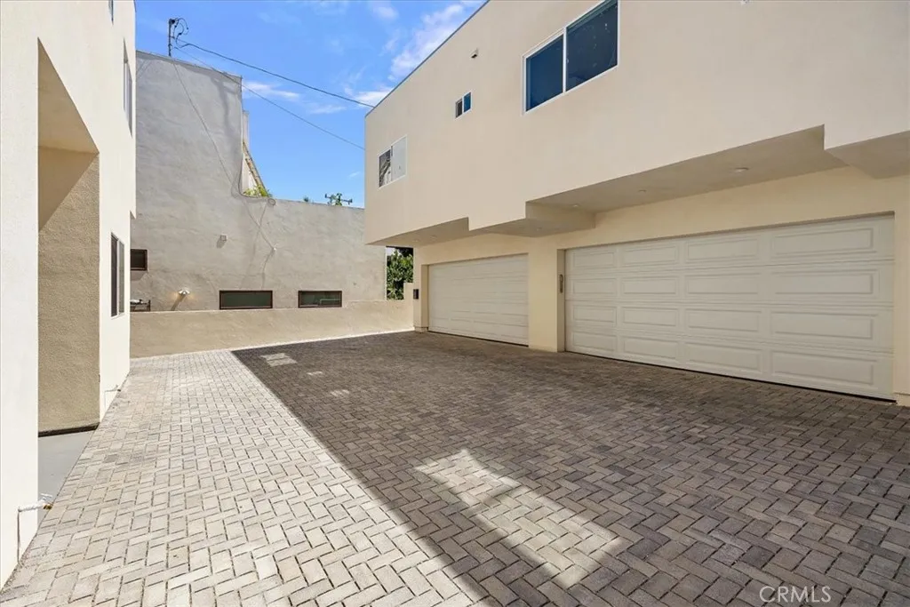 Additional image 40 of 642 E Fairview Boulevard Unit B, Inglewood, CA 90302