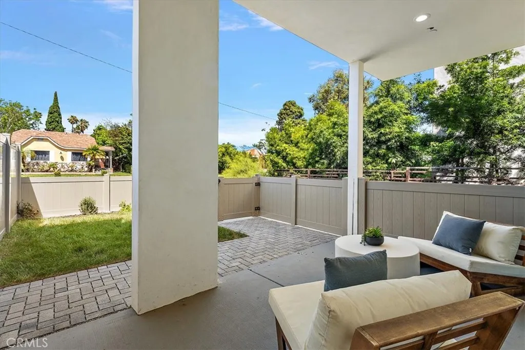 Additional image 7 of 642 E Fairview Boulevard Unit B, Inglewood, CA 90302