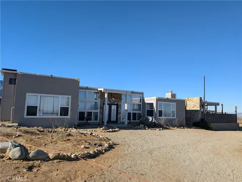 30320 183rd Street E, Llano, CA MLS: SR25012955