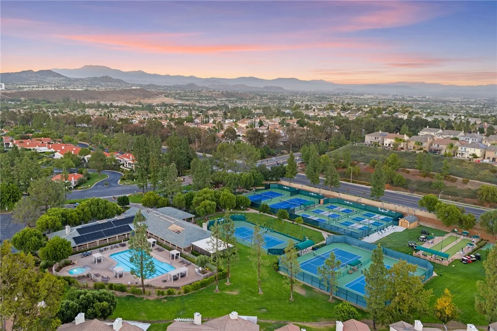 38708 Quail Ridge Dr, Murrieta, CA 92562